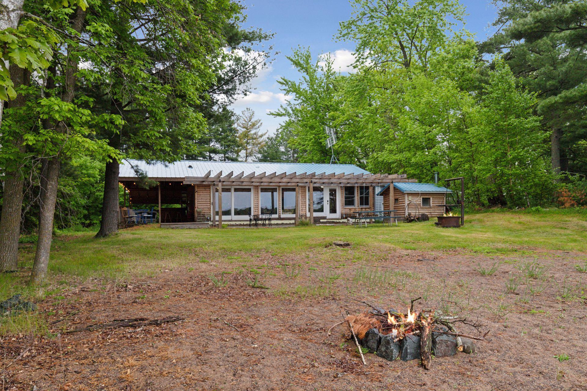 218 9 1/4 Ave, Clayton, WI 54004