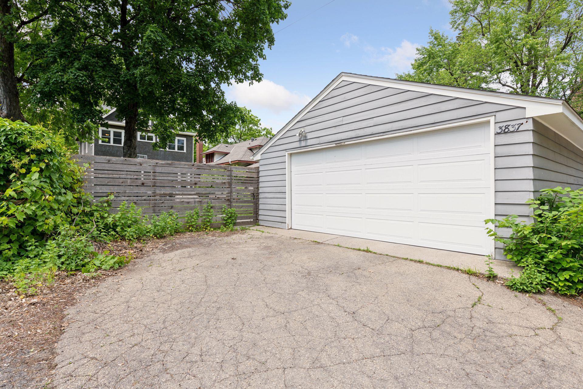 3837 Pleasant Ave, Minneapolis, MN 55409