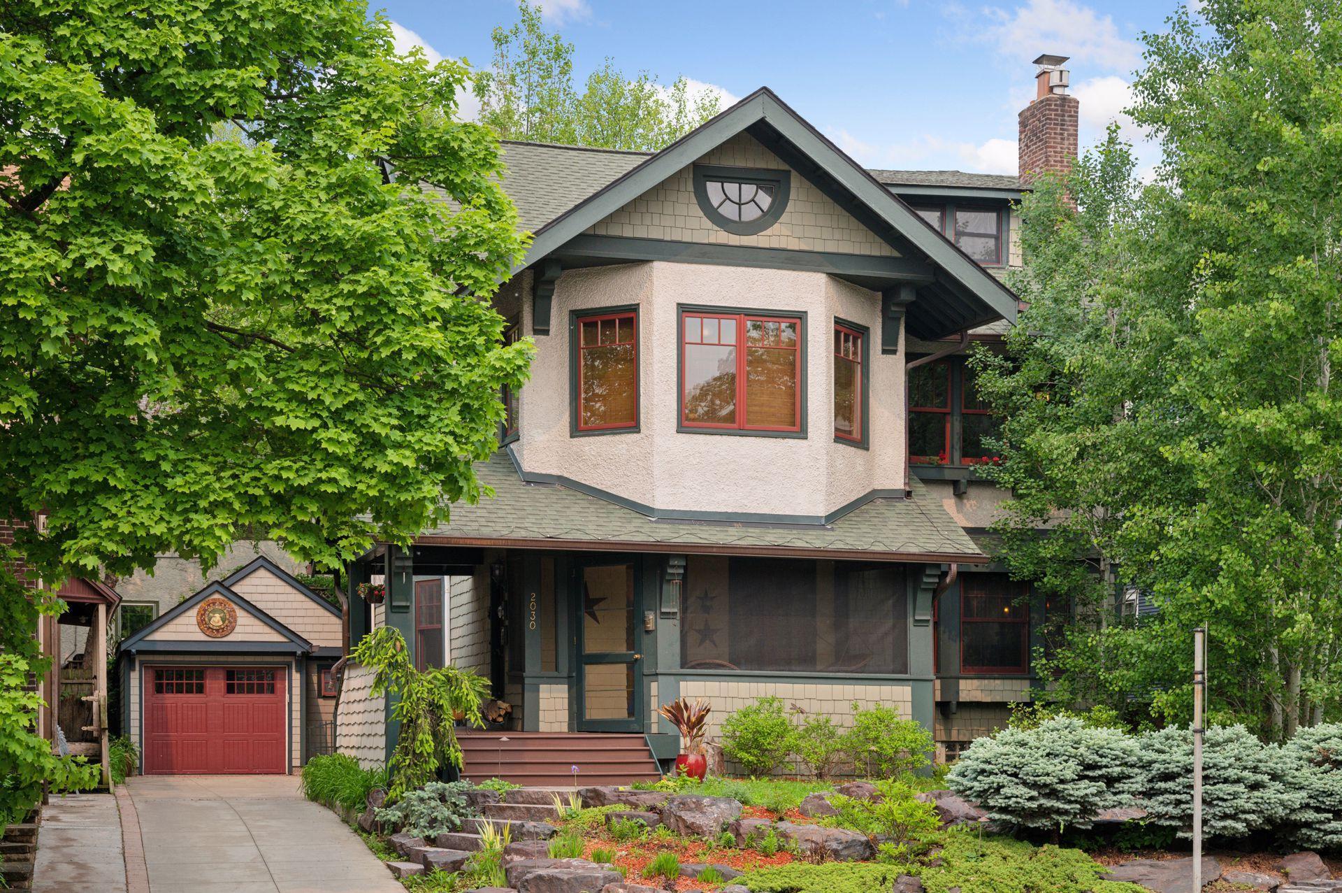 2030 Penn Ave S, Minneapolis, MN 55405