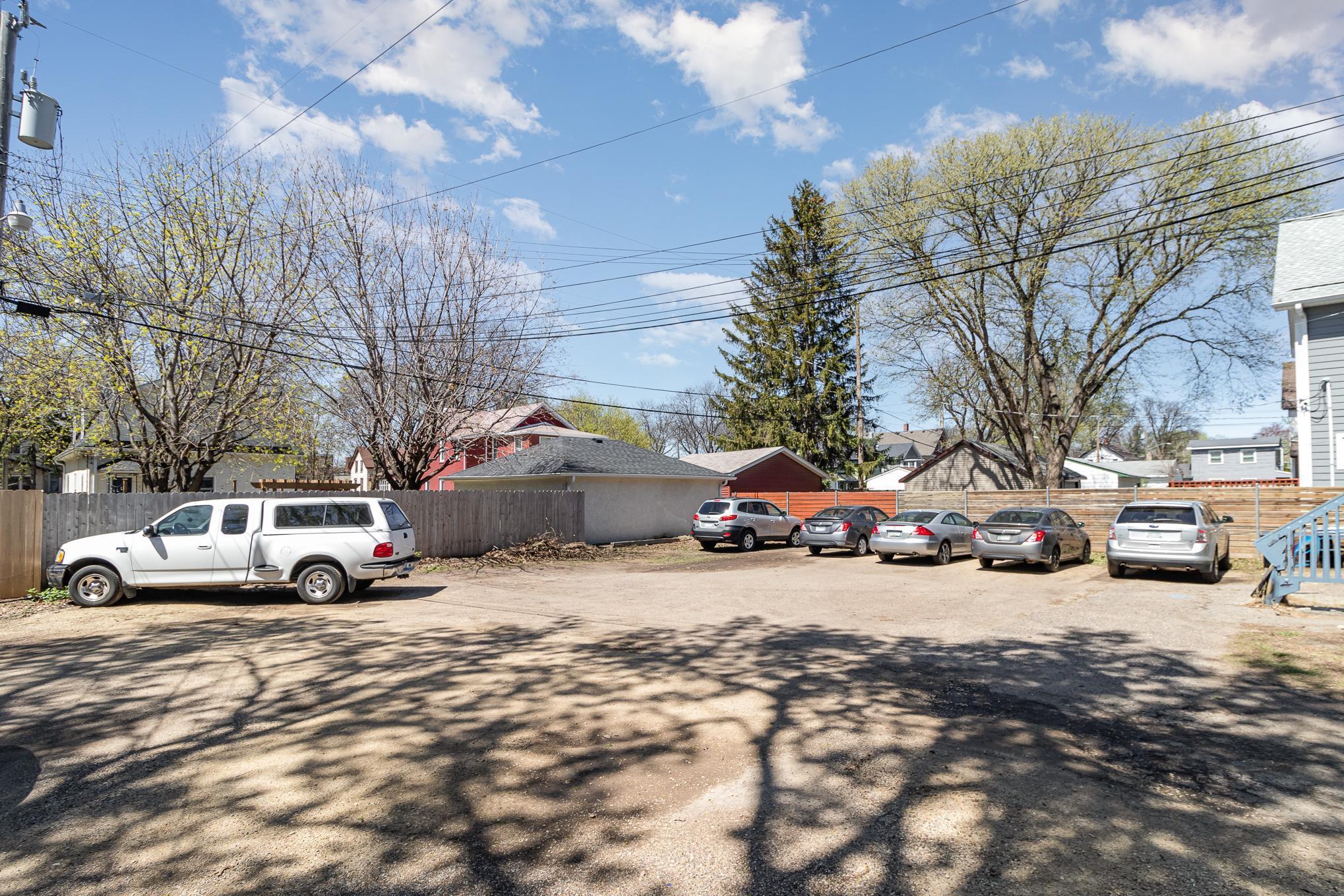1416 California St NE, Minneapolis, MN 55413