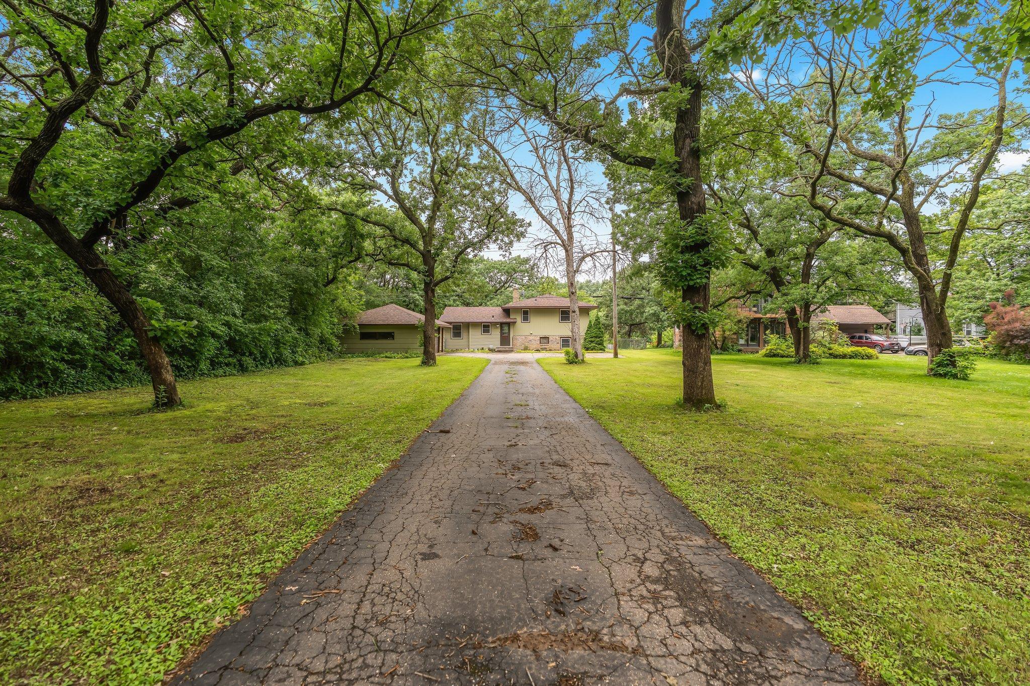 1577 Cedar Ln, Newport, MN 55055