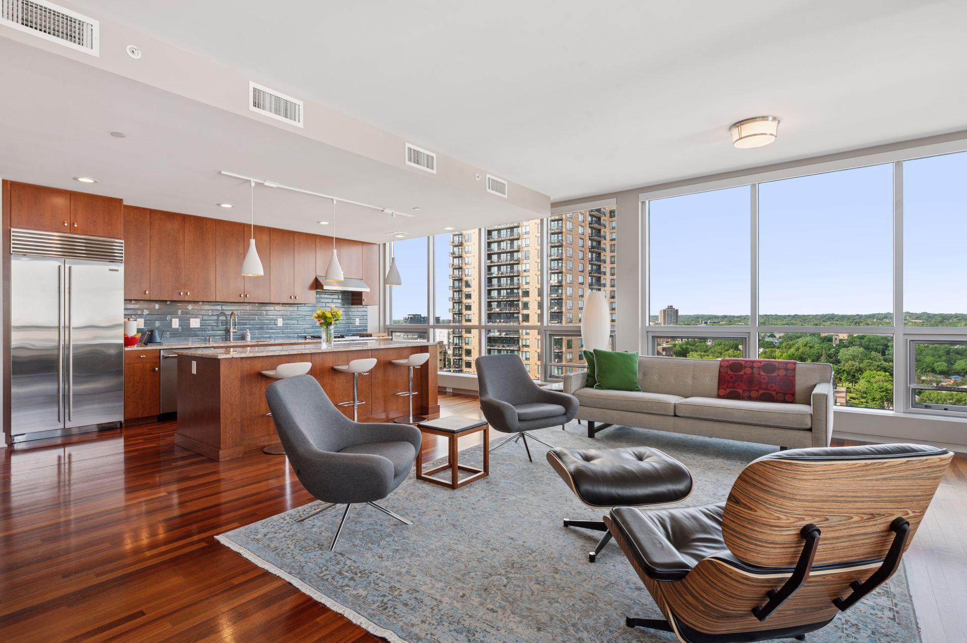 222 2nd St SE #1503, Minneapolis, MN 55414