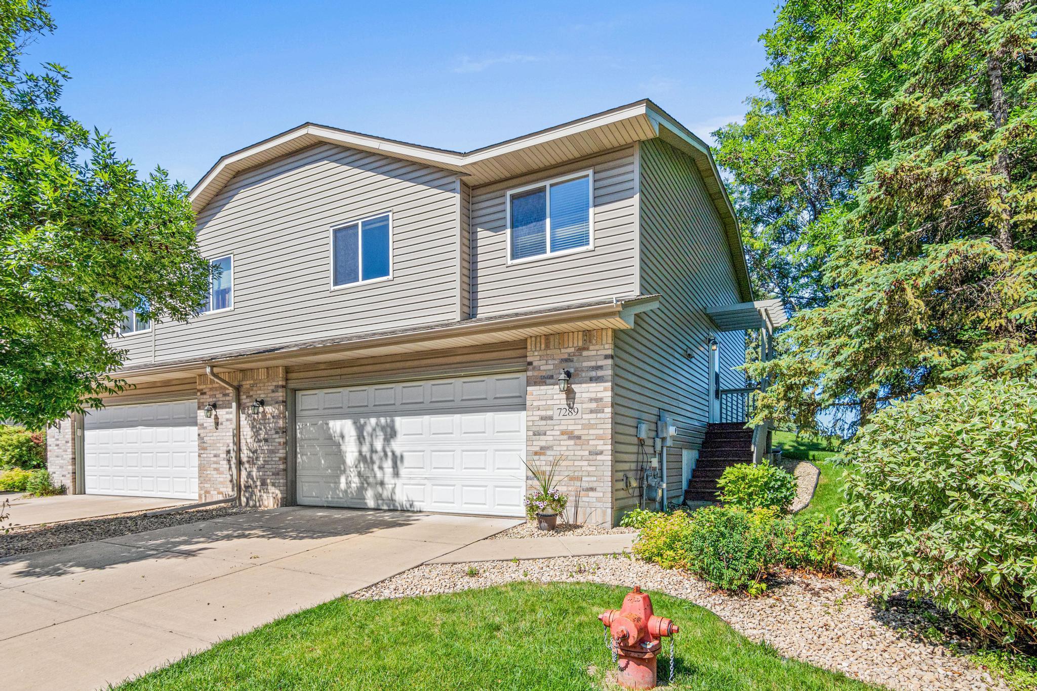7289 32nd Ave N, Crystal, MN 55427