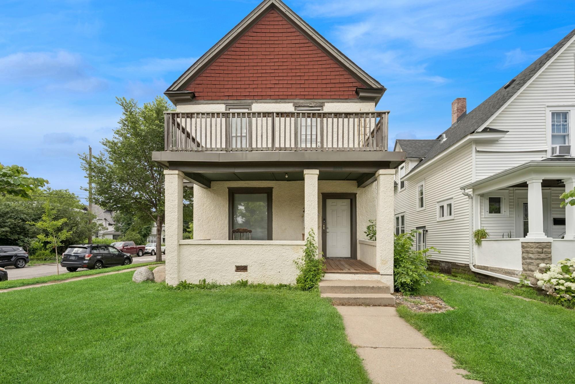 2224 4th Ave N, Minneapolis, MN 55405
