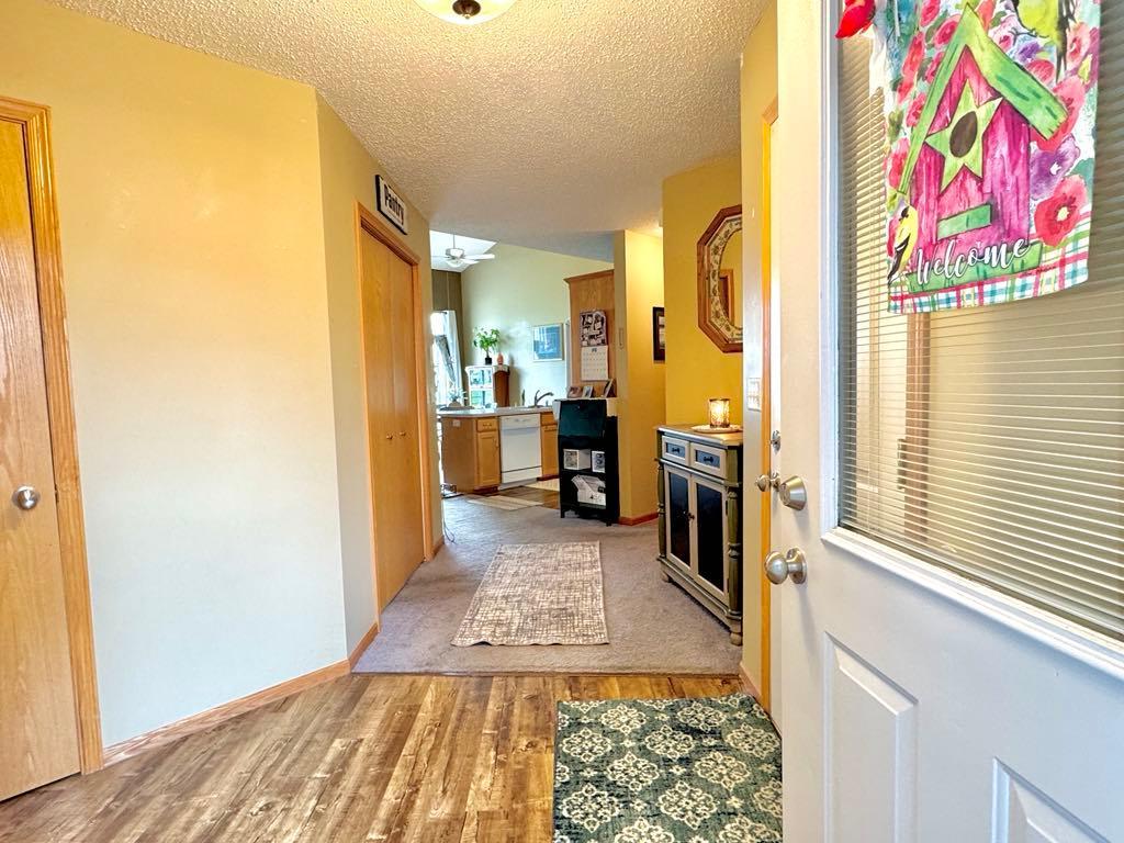 110 Glenshire Blvd S, Watkins, MN 55389