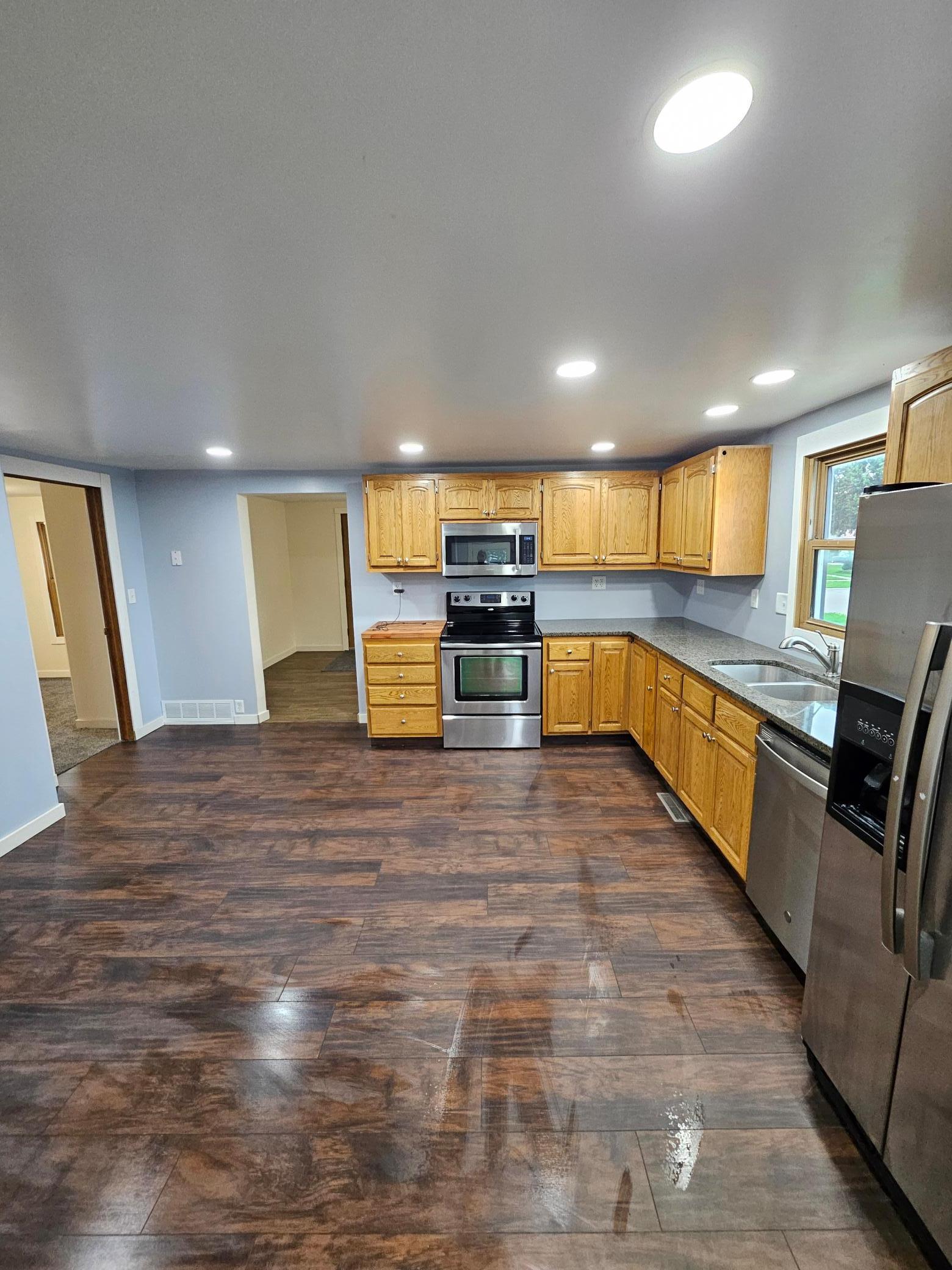 713 3rd Ave, Brewster, MN 56119