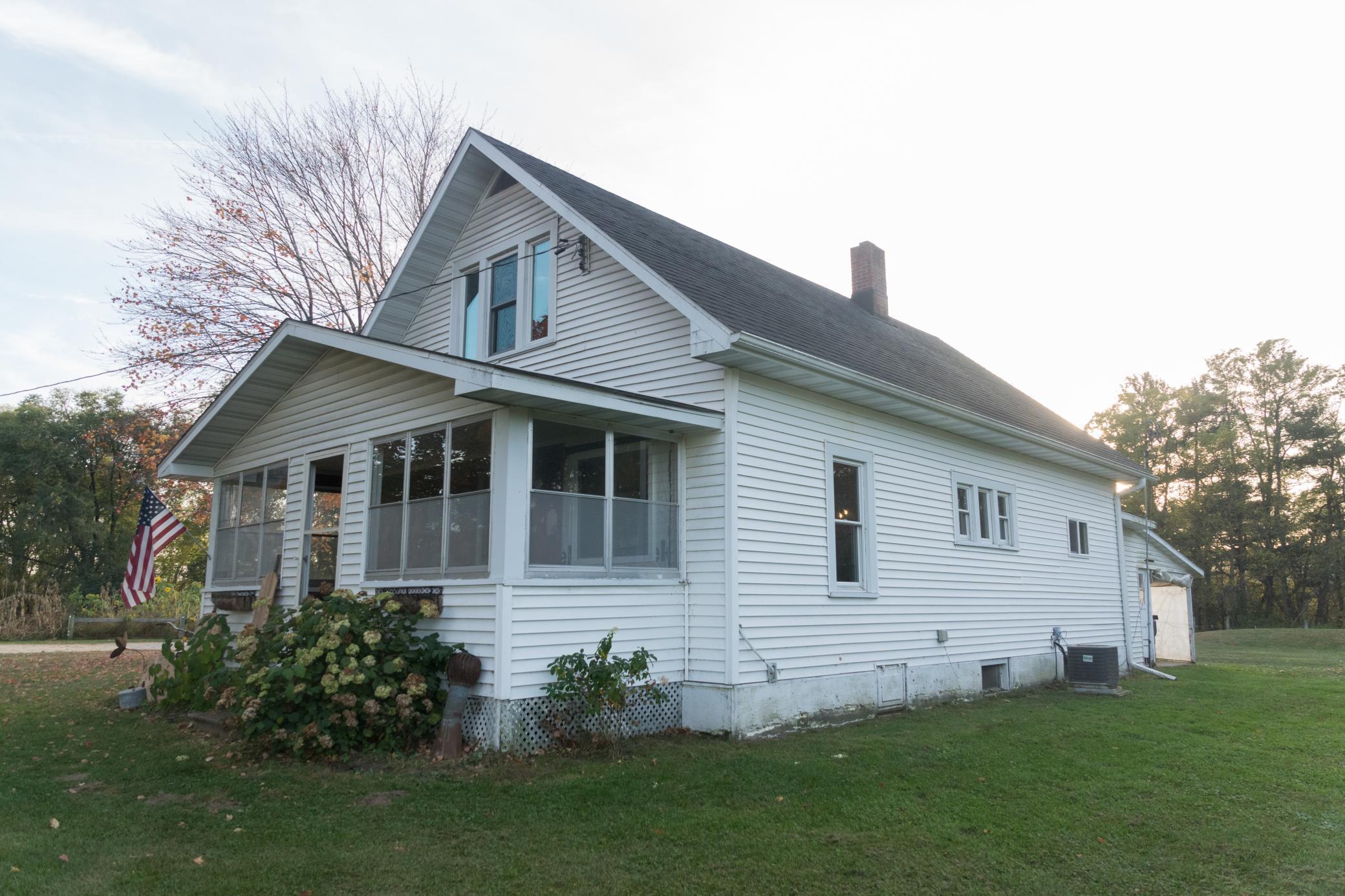 S517 Sand Rd, Mondovi, WI 54755