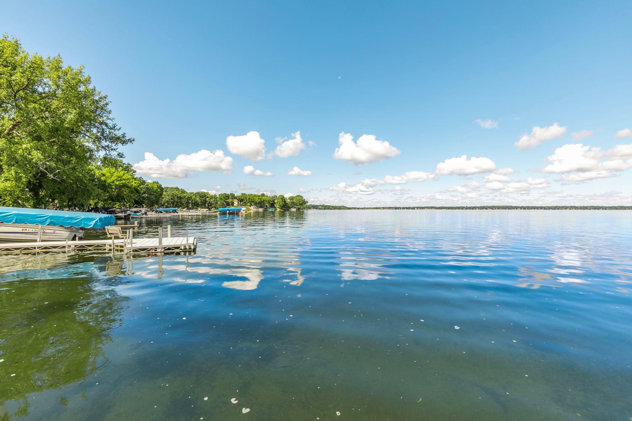 11448 Indian Beach Rd, Spicer, MN 56288