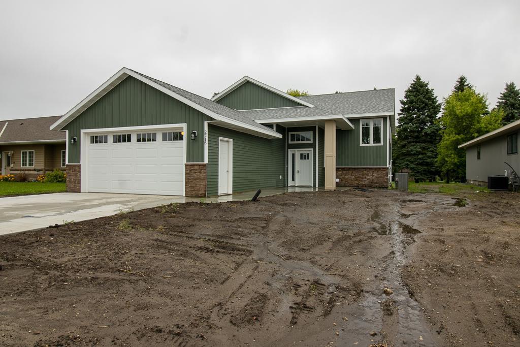 2216 Lake Ave, New Ulm, MN 56073