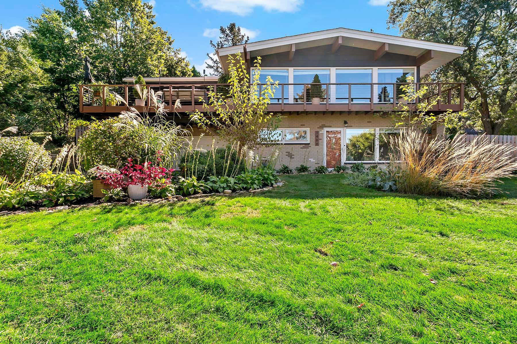 1466 Highview Ave, Eagan, MN 55121