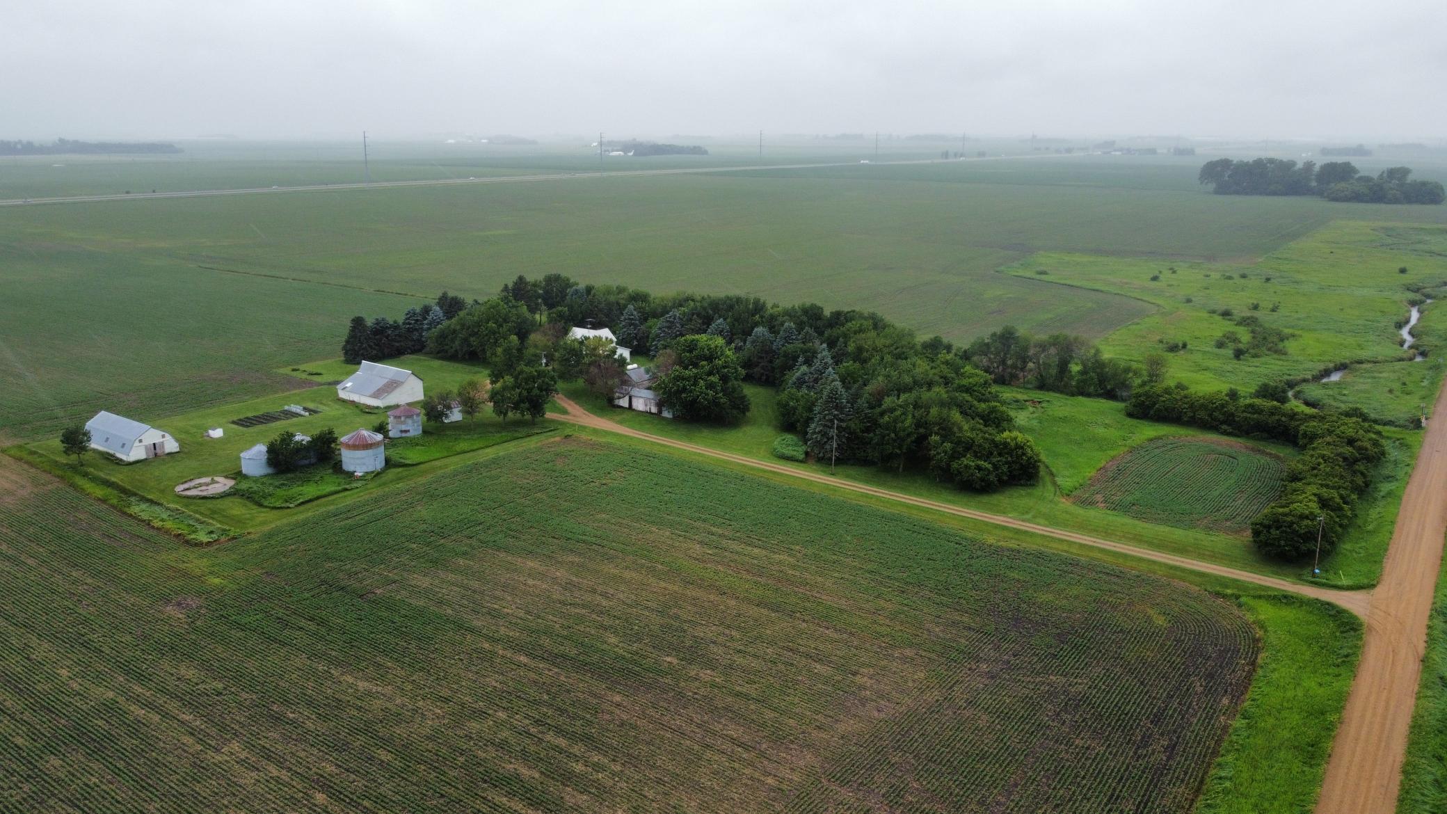 38547 240th St, Brewster, MN 56119