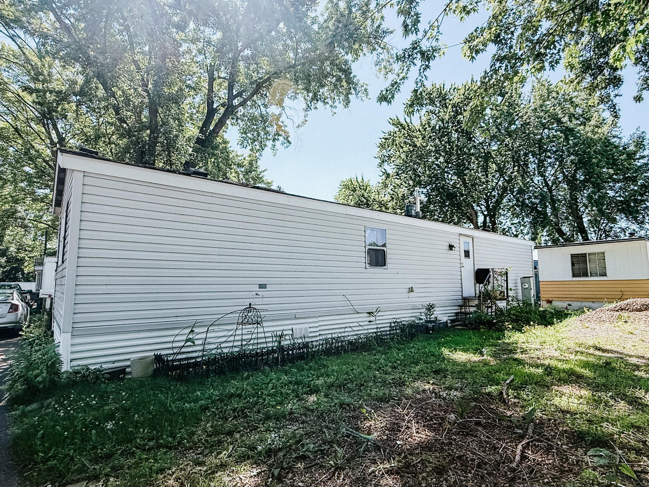 3020 Rice St #Trl B16, Little Canada, MN 55113