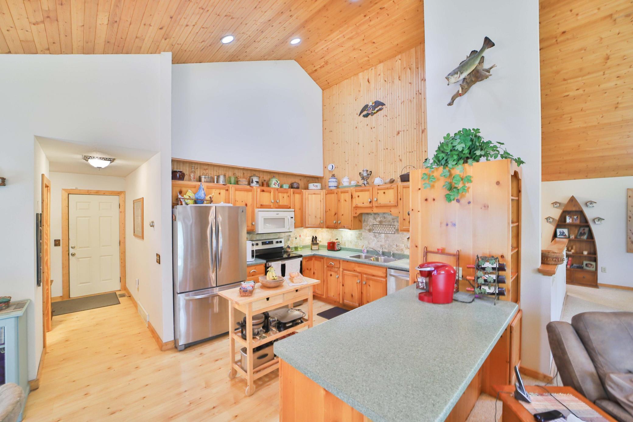 27625 E Bass Lake Rd, Merrifield, MN 56465