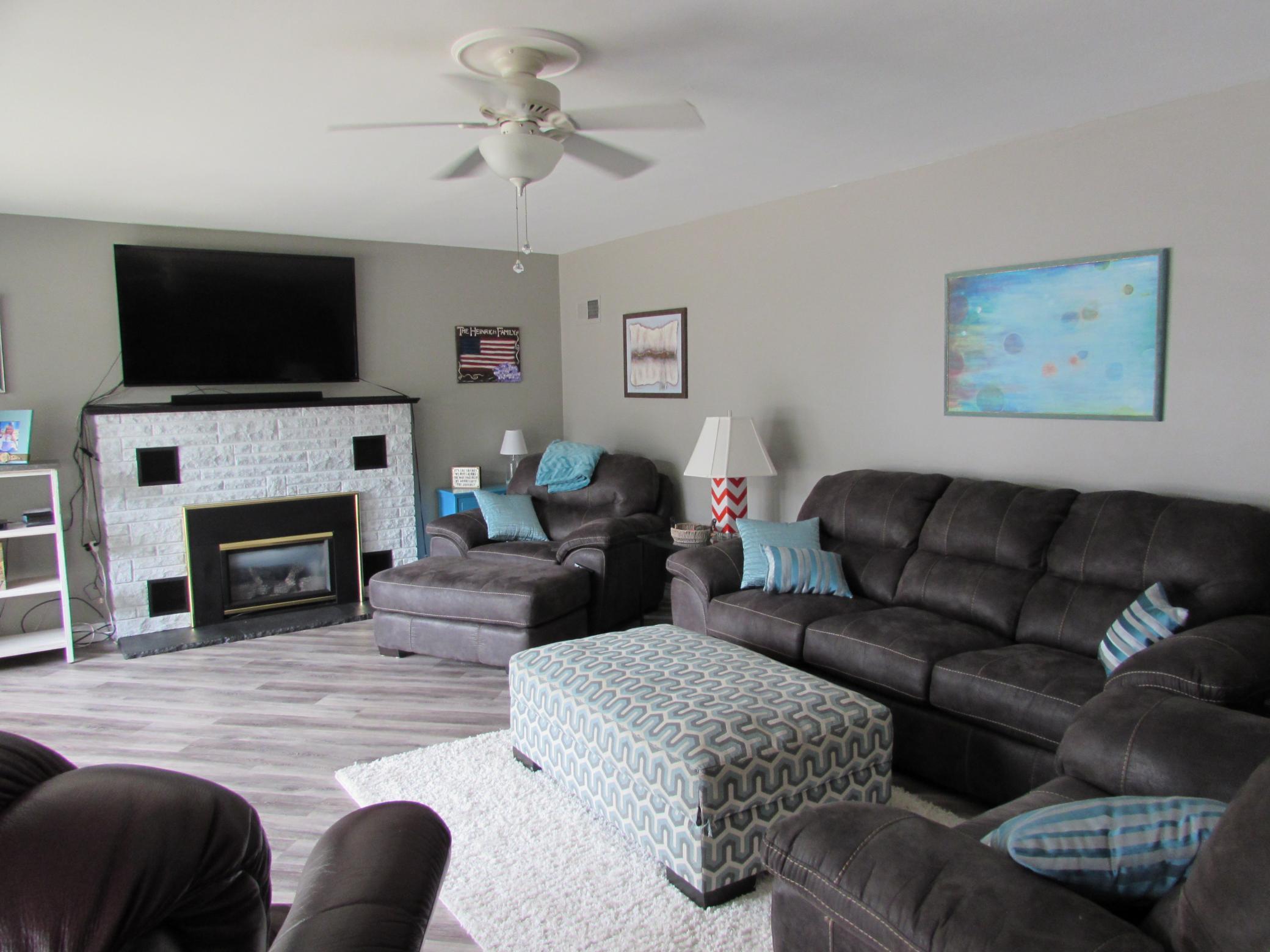 1317 Beach Pl, Fairmont, MN 56031