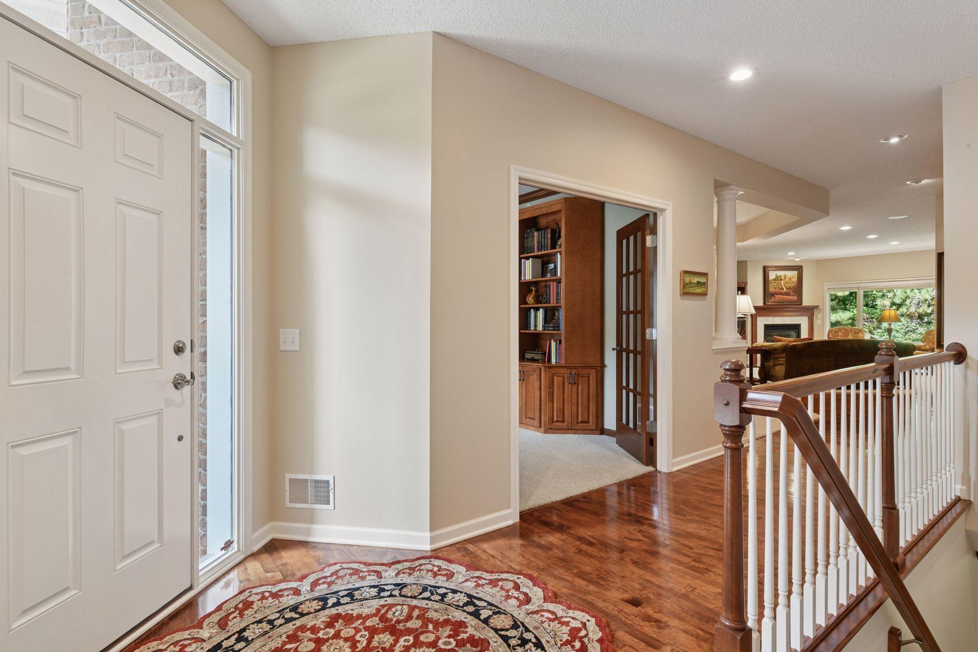 11444 Clarion Way, Minnetonka, MN 55343