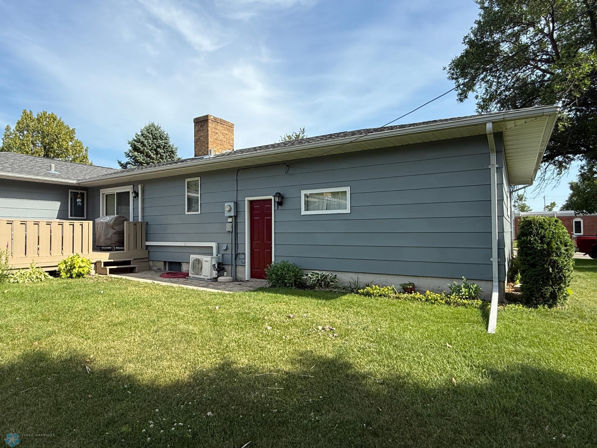 201 5th St W, Ada, MN 56510