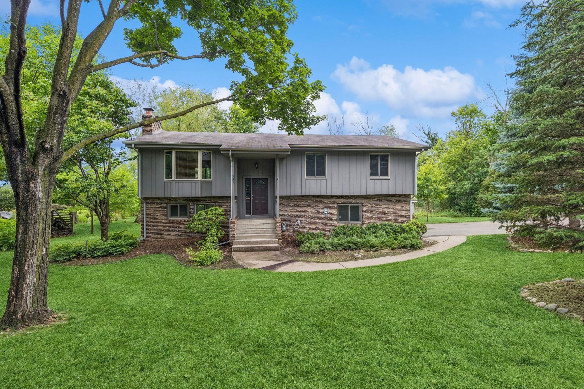 551 Townes Rd, Minnetonka, MN 55391