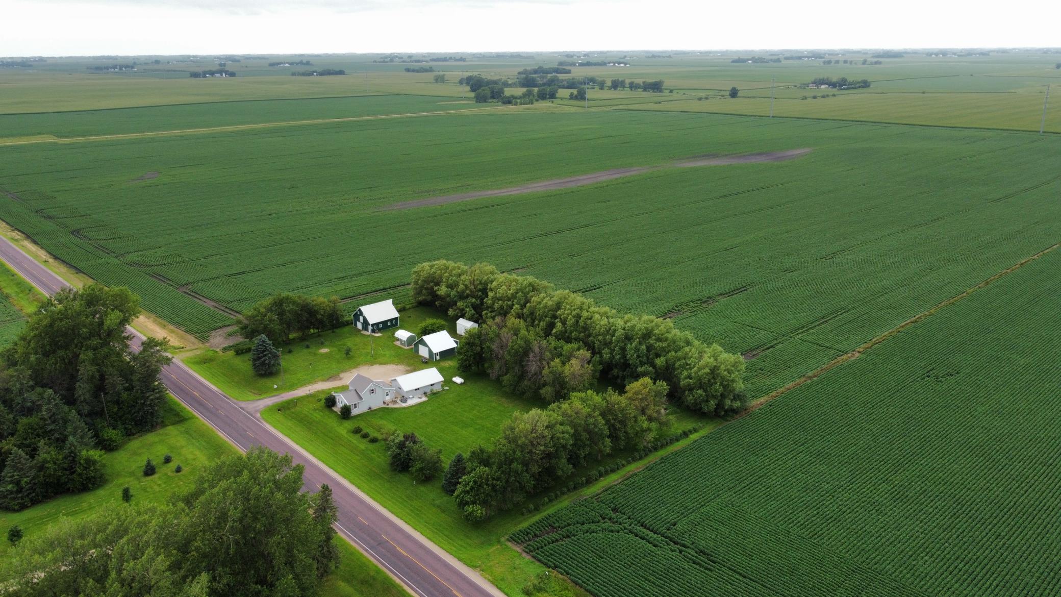 35448 200th St, Brewster, MN 56119