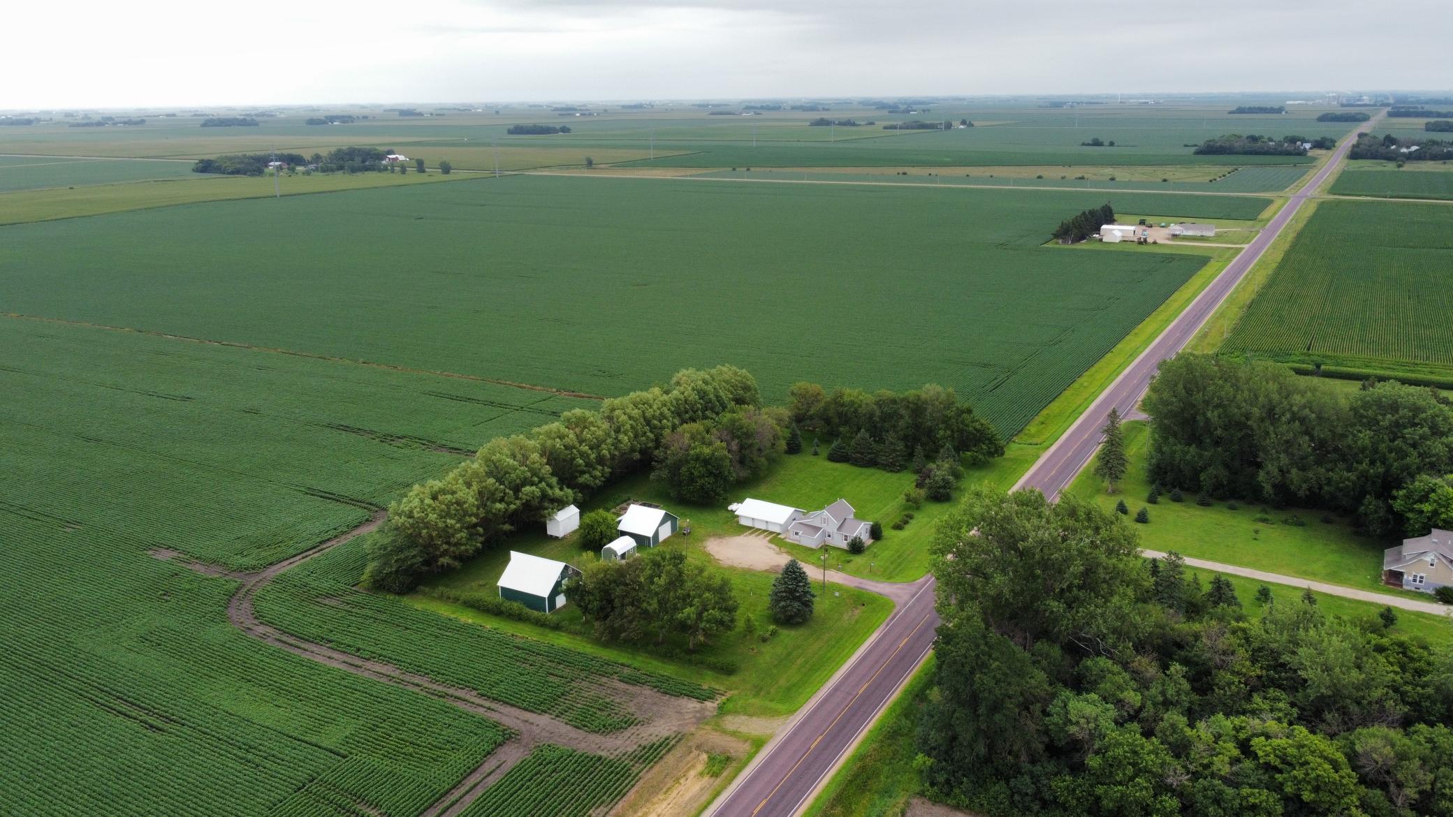 35448 200th St, Brewster, MN 56119