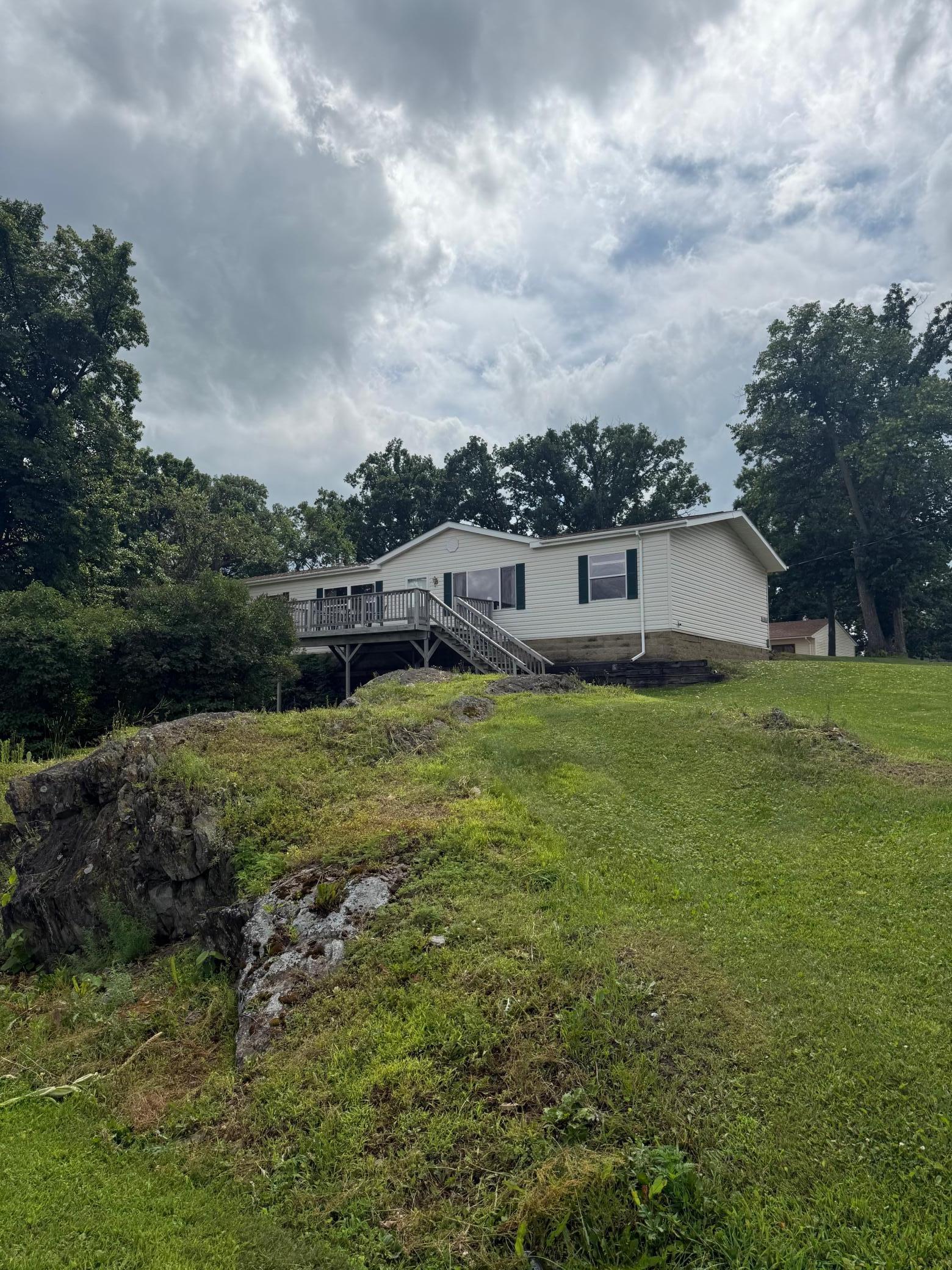 103 W 4th St, Randall, MN 56475