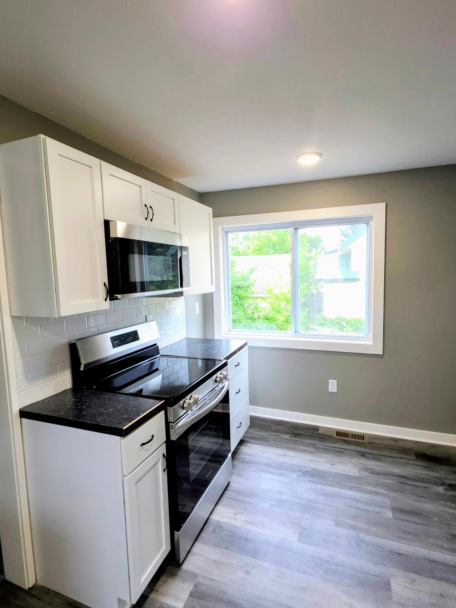 307 Mitchell St, Coleraine, MN 55722