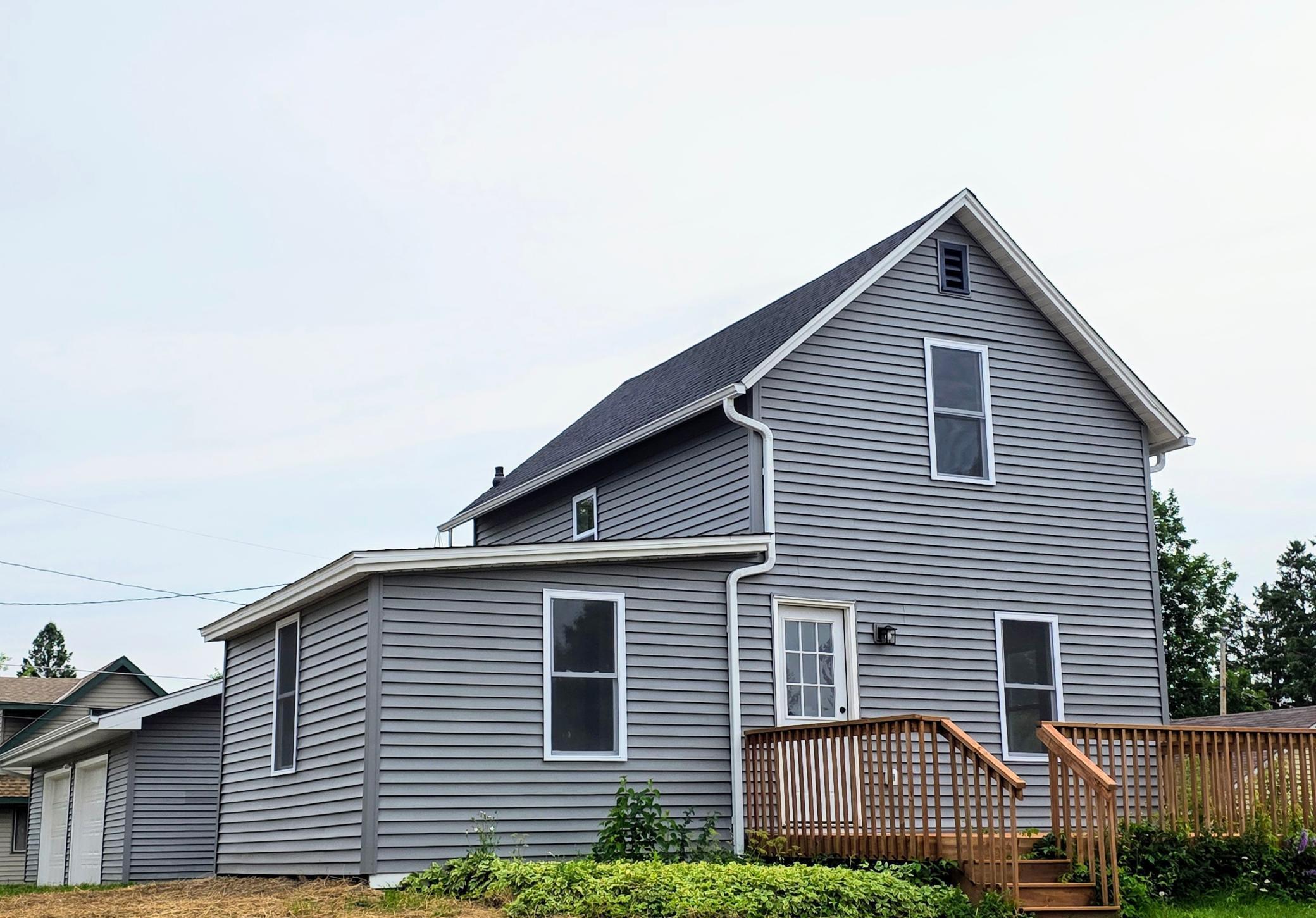 307 Mitchell St, Coleraine, MN 55722