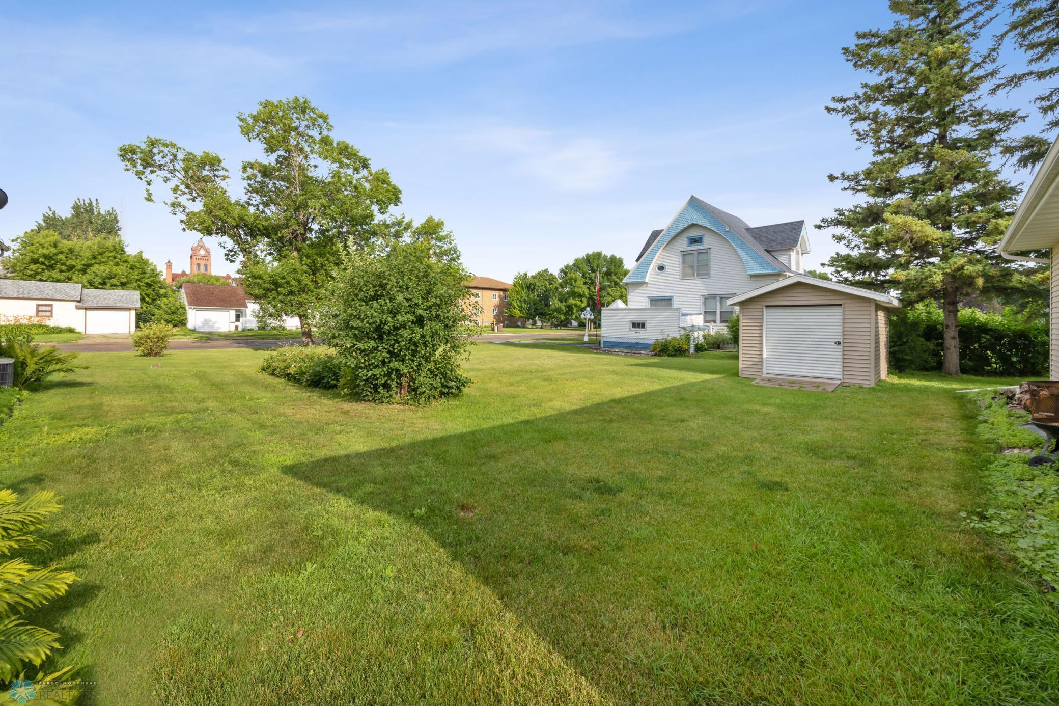 201 2nd Ave E, Ada, MN 56510