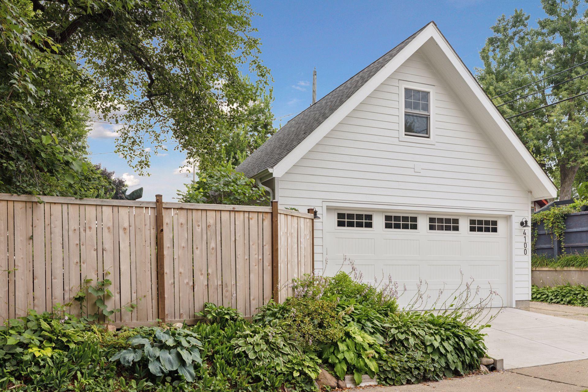 4100 Garfield Ave, Minneapolis, MN 55409