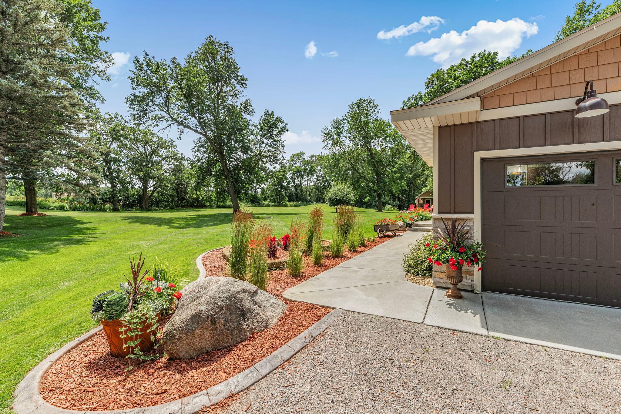 8300 263rd St, Saint Cloud, MN 56301