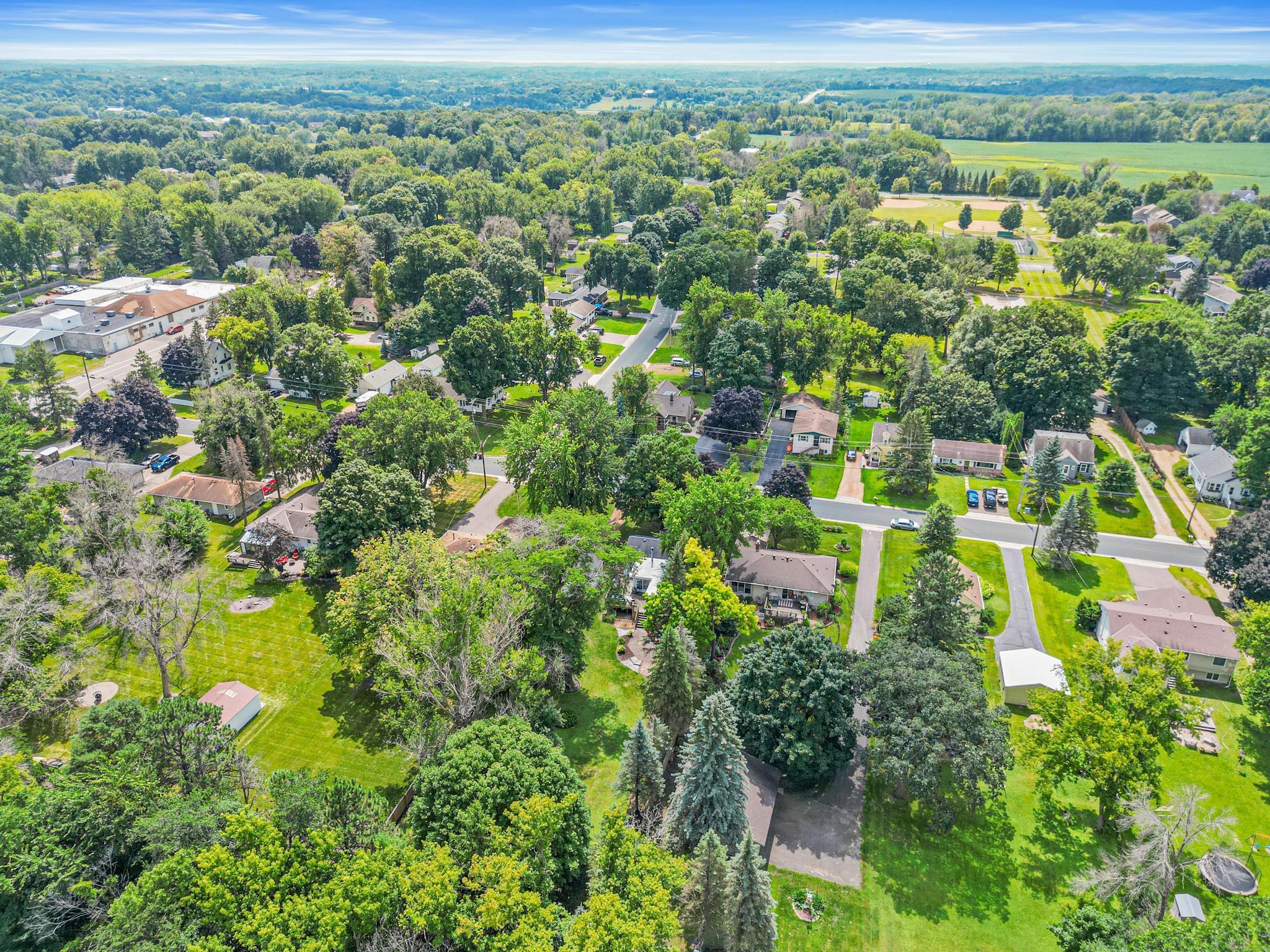 5670 Main St W, Maple Plain, MN 55359