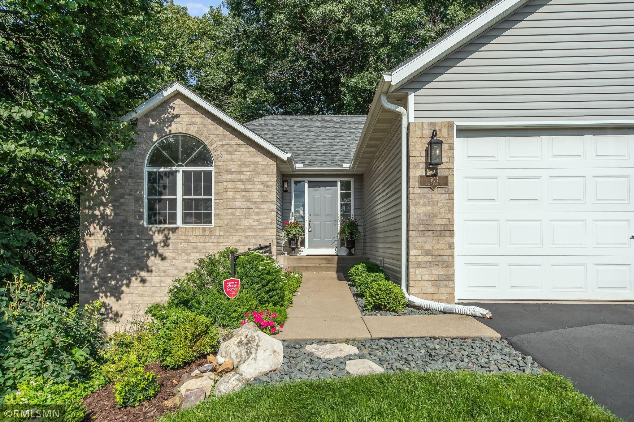 503 Chapel Ct, Eagan, MN 55121