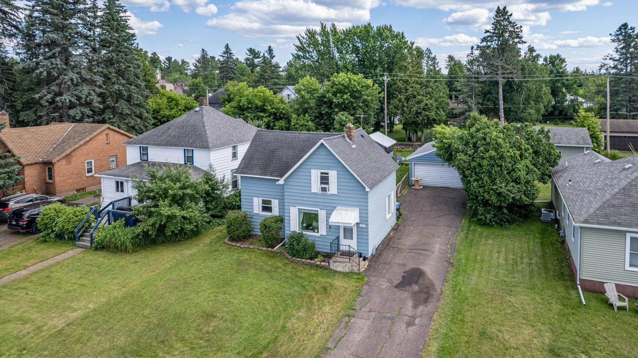 410 School Ave, Carlton, MN 55718