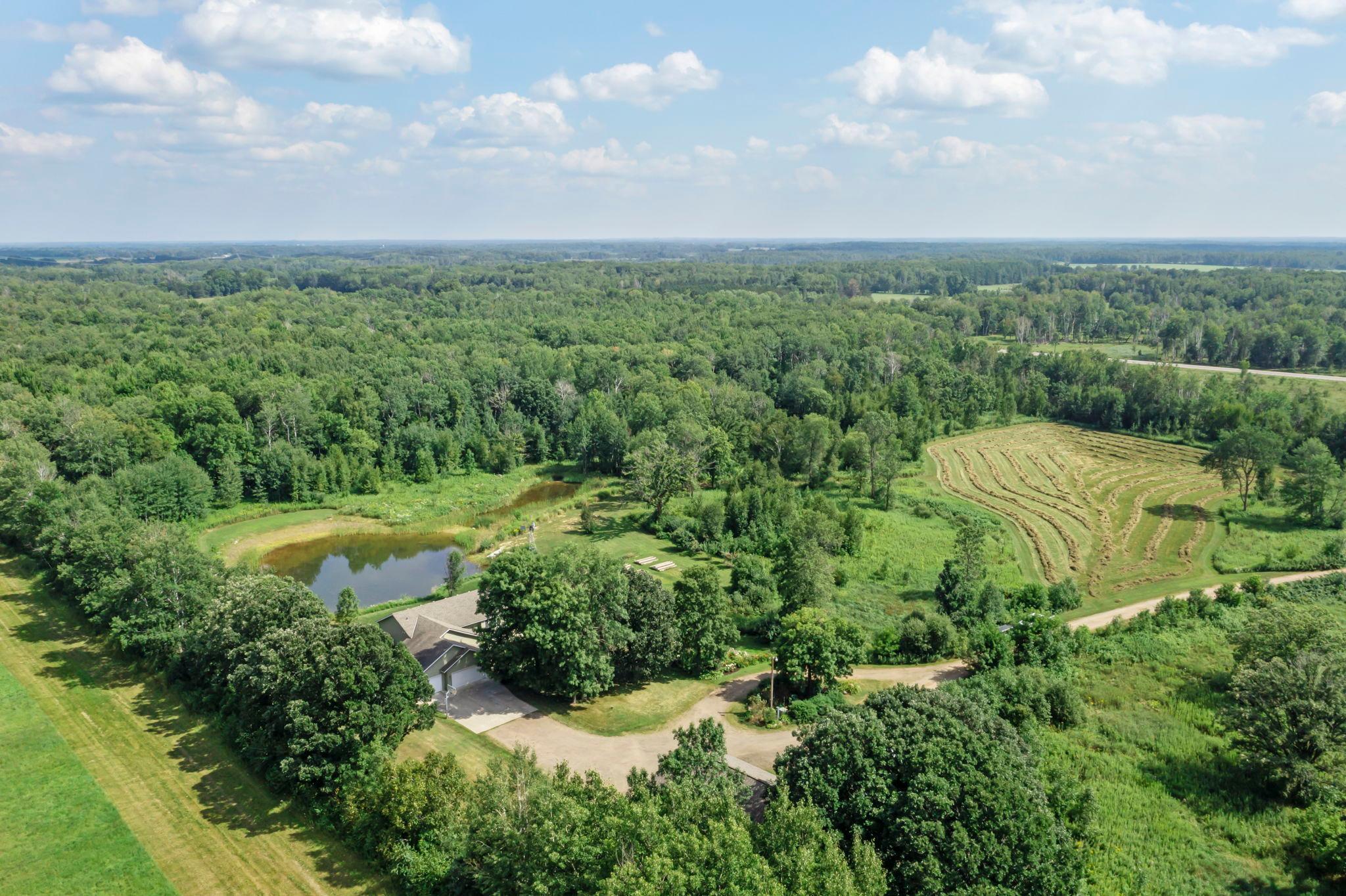 13767 Dahl Rd, Hinckley, MN 55037