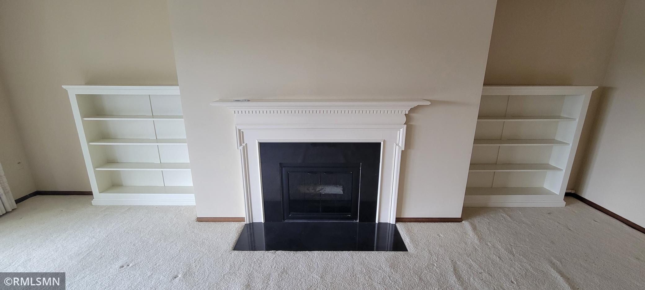 1101 Sibley Memorial Hw #301, Saint Paul, MN 55118