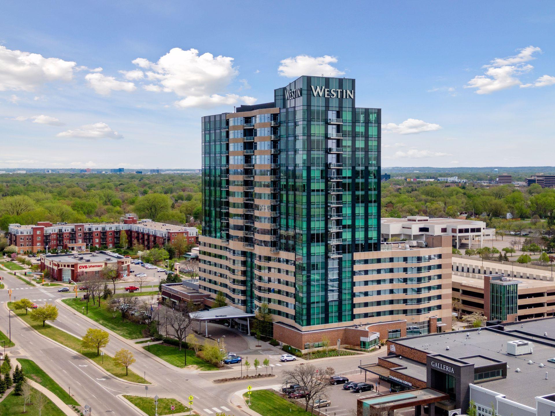 3209 Galleria #1404, Edina, MN 55435