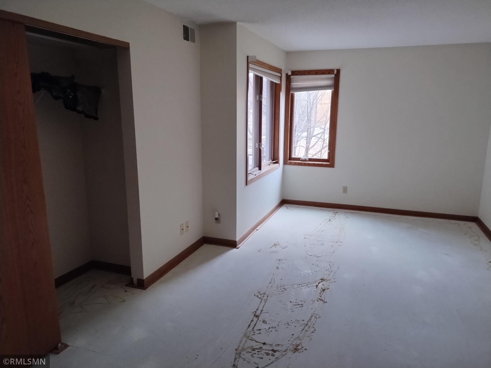 1666 Coffman St #230, Falcon Heights, MN 55108