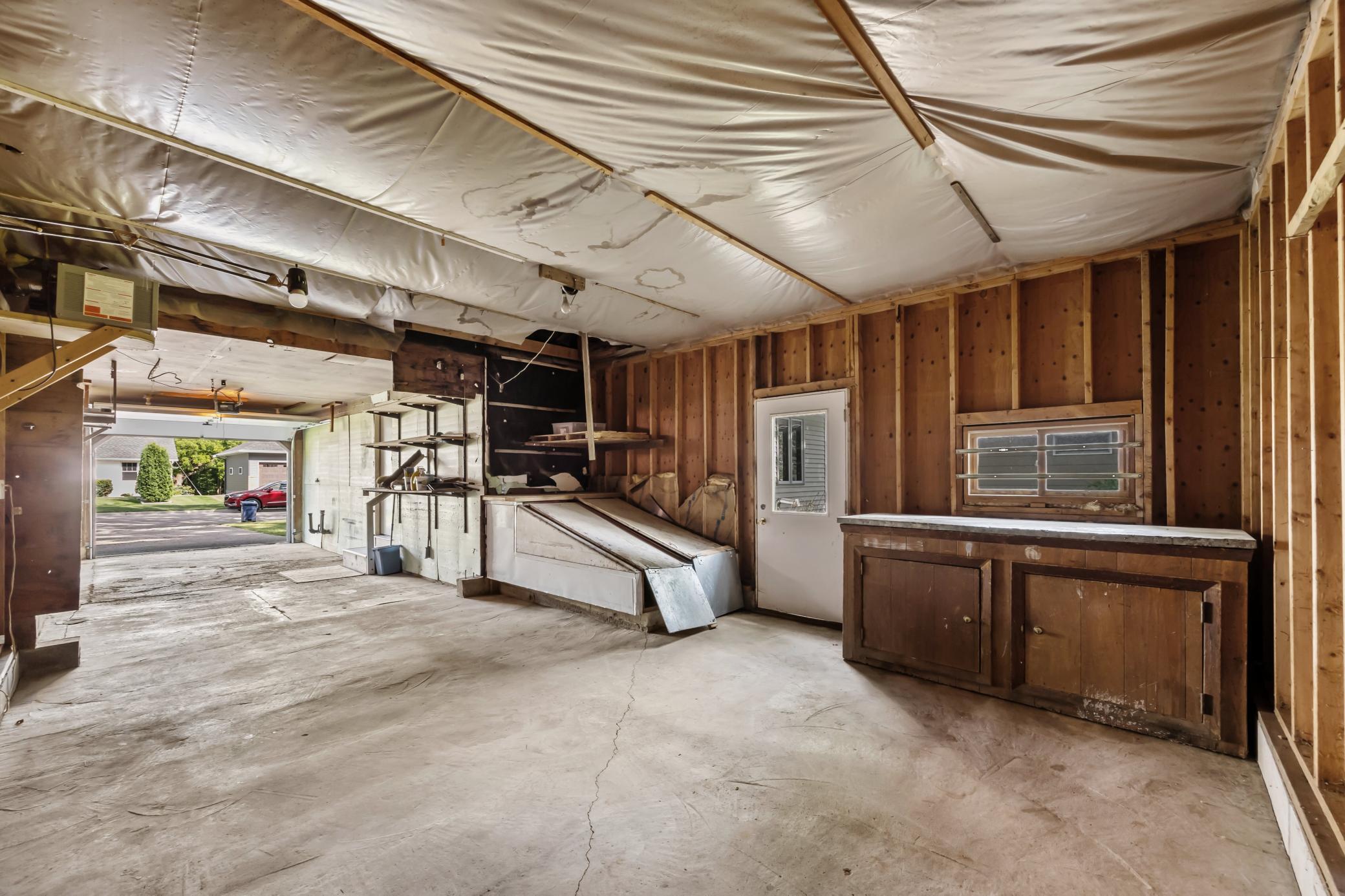 750 Clark Ave, Gibbon, MN 55335