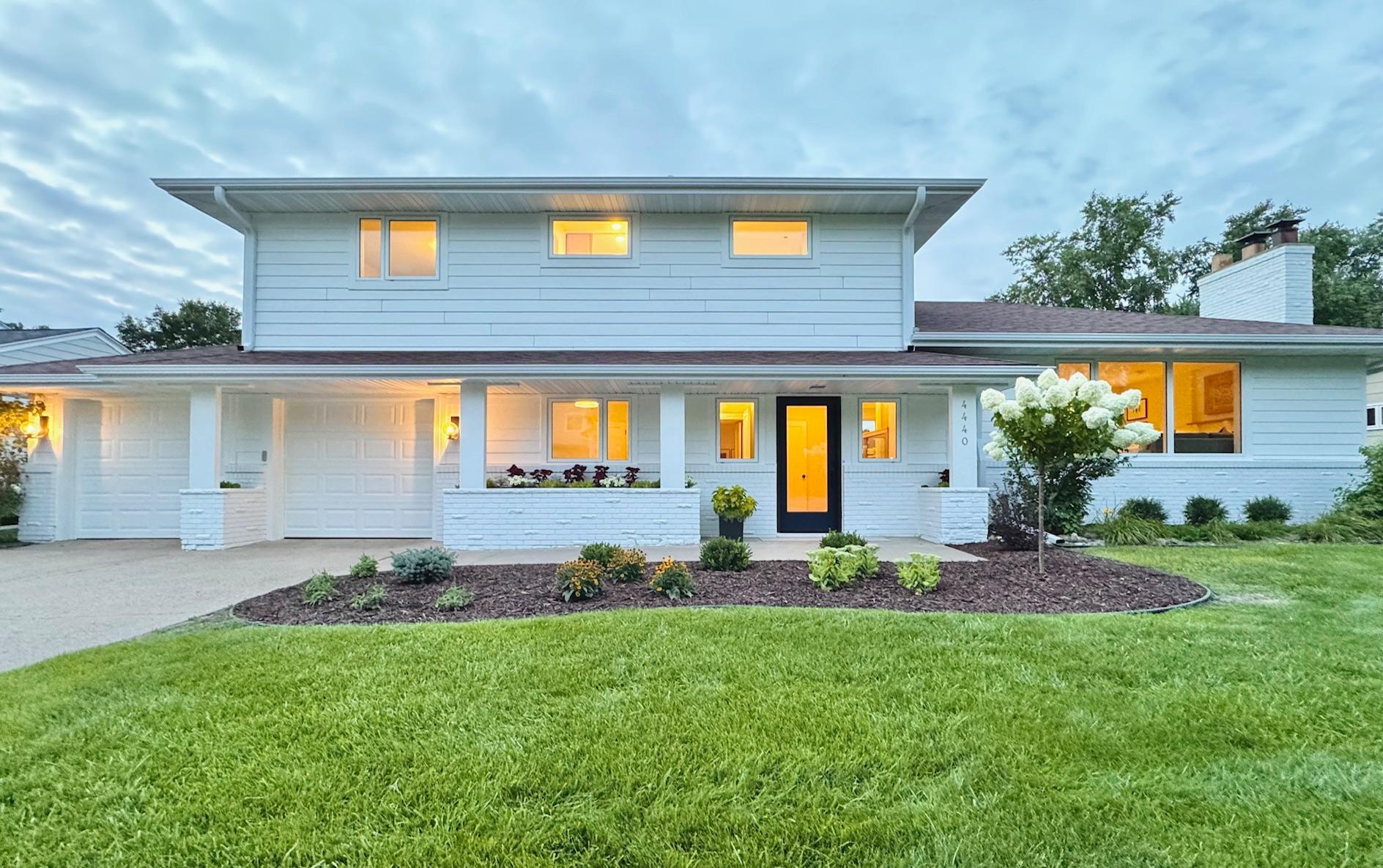 4440 Fondell Dr, Edina, MN 55435
