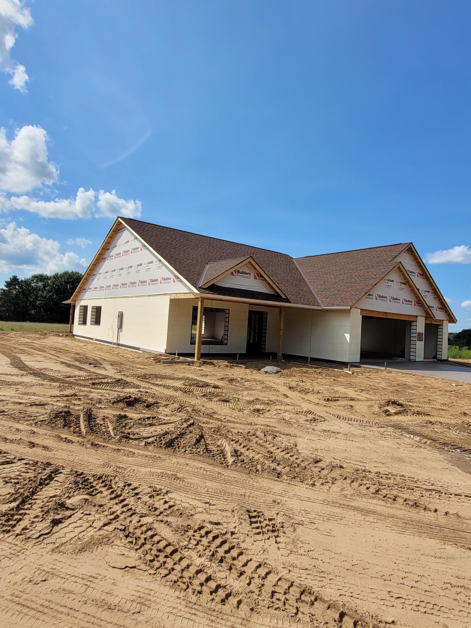 19310 University Ave NW, Oak Grove, MN 55011