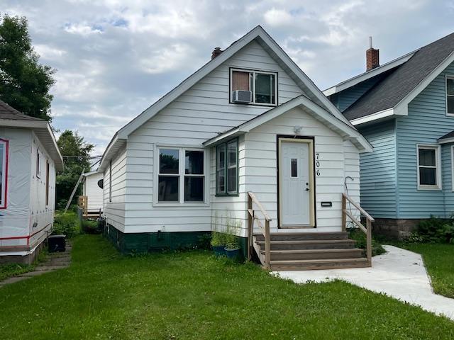 706 Clay St, Eveleth, MN 55734