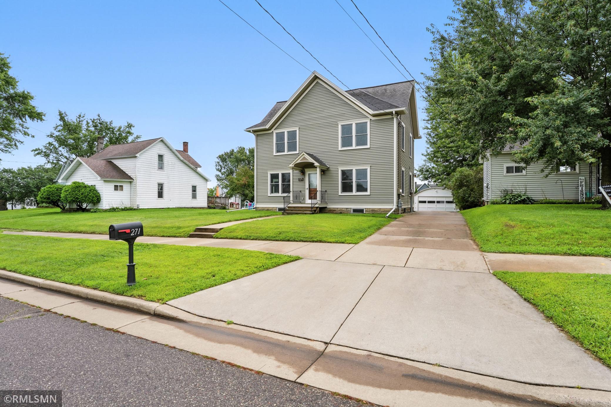 271 W Hudson St, Mondovi, WI 54755