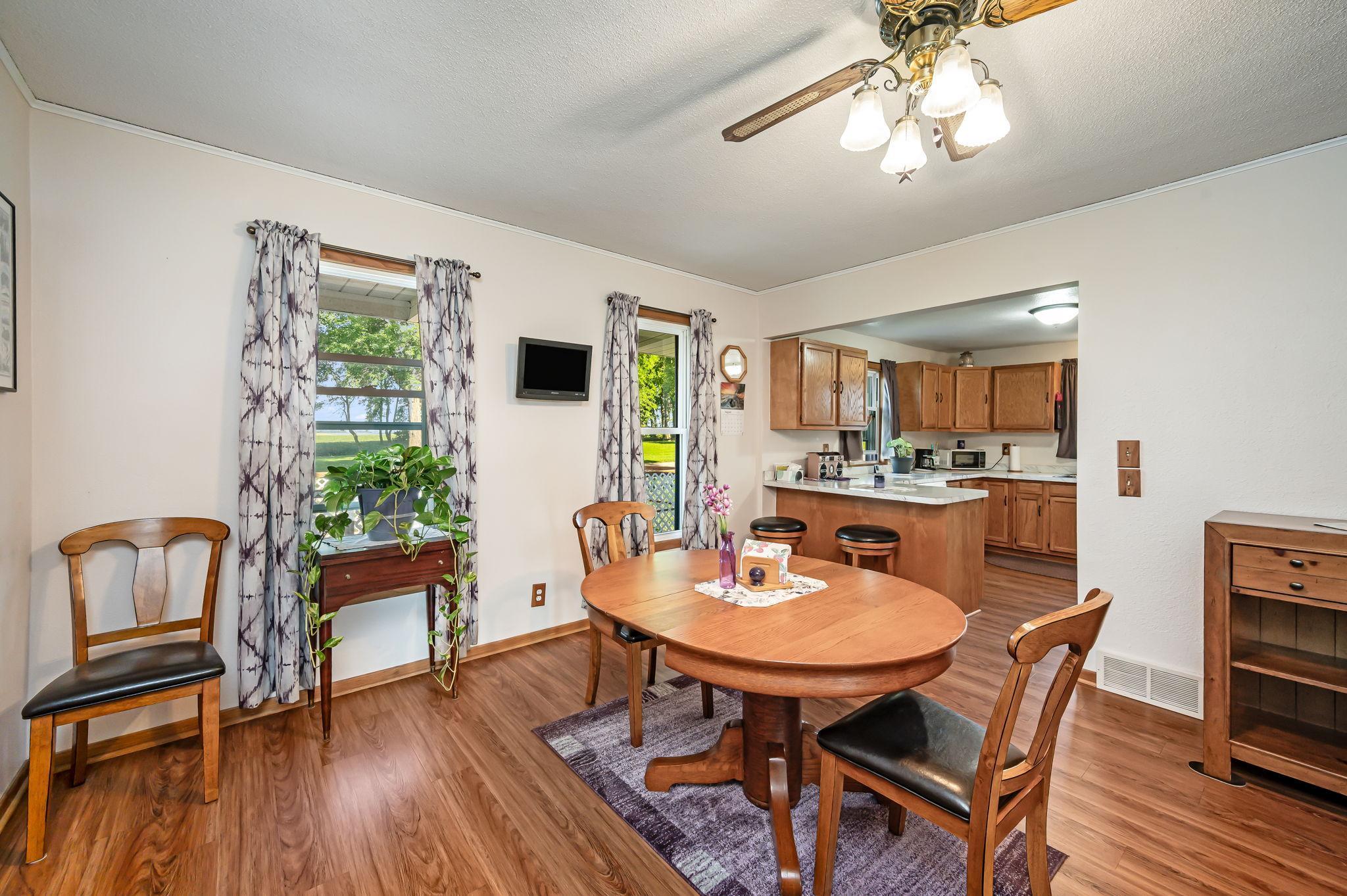 49548 170th St, Easton, MN 56025