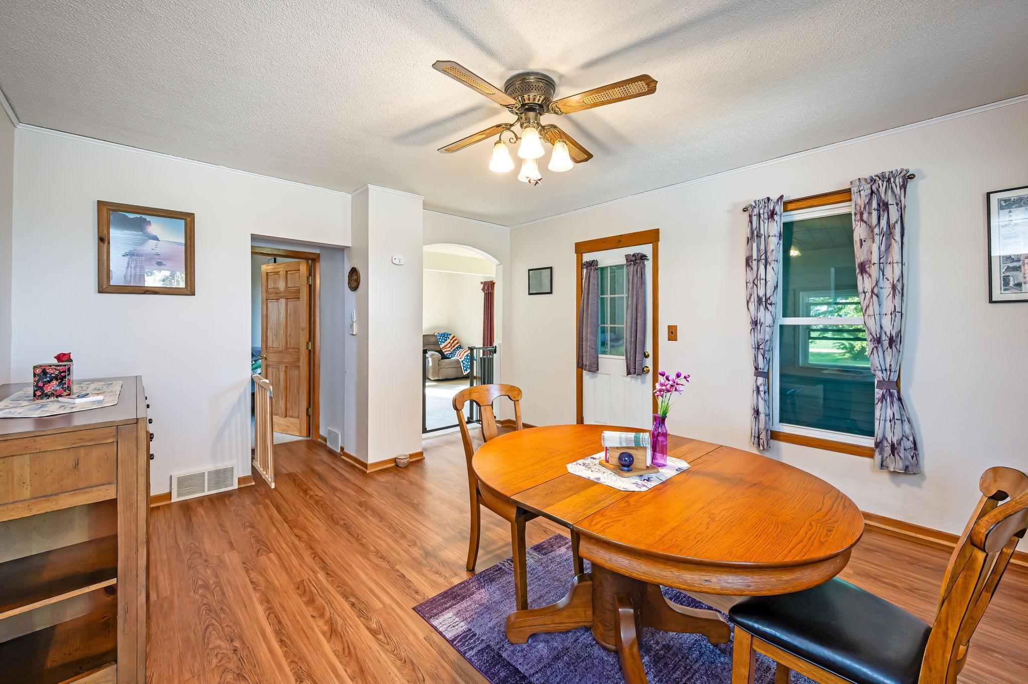 49548 170th St, Easton, MN 56025