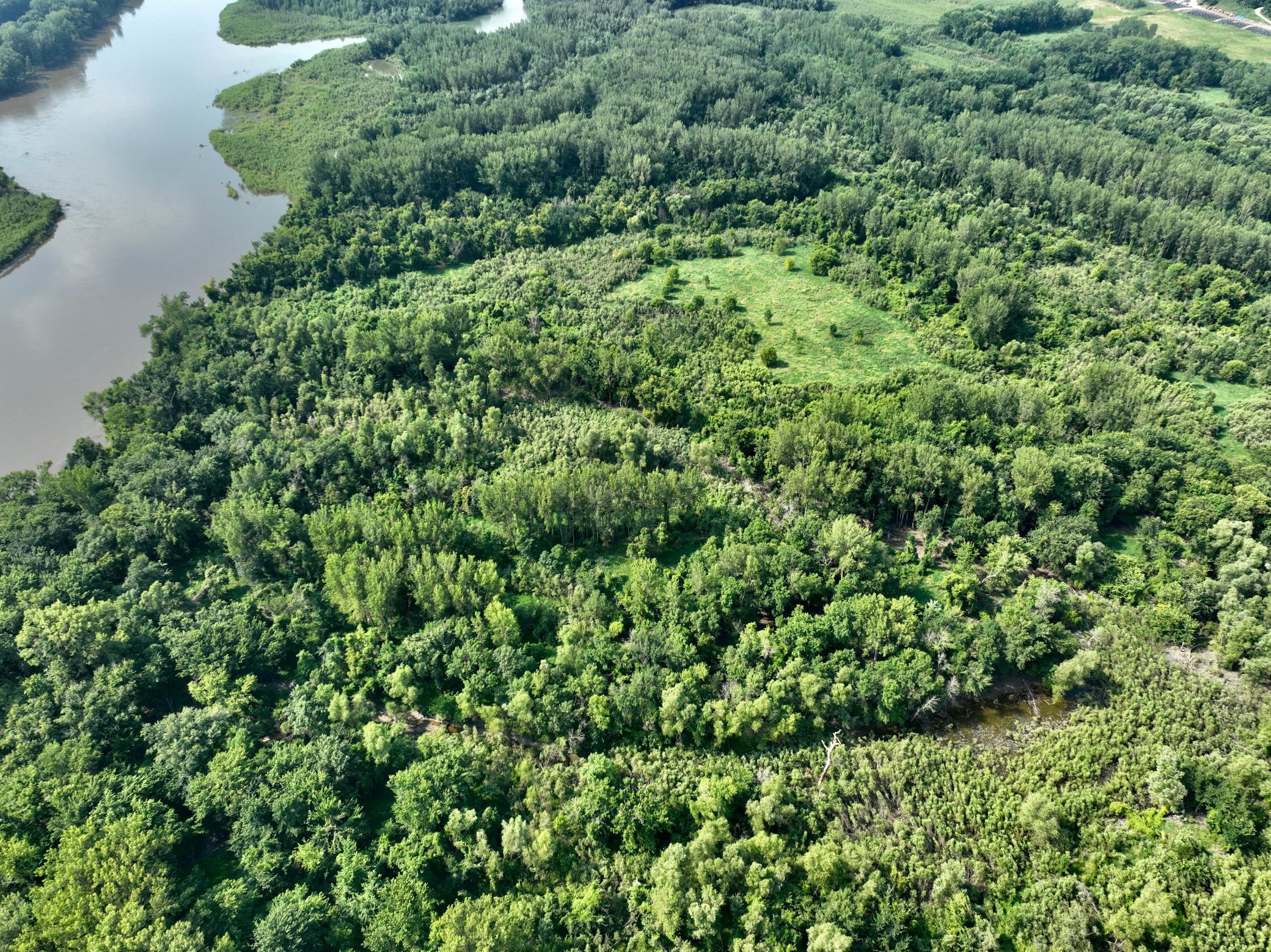 30236 Pumpkin Hill Rd, Le Sueur, MN 56058