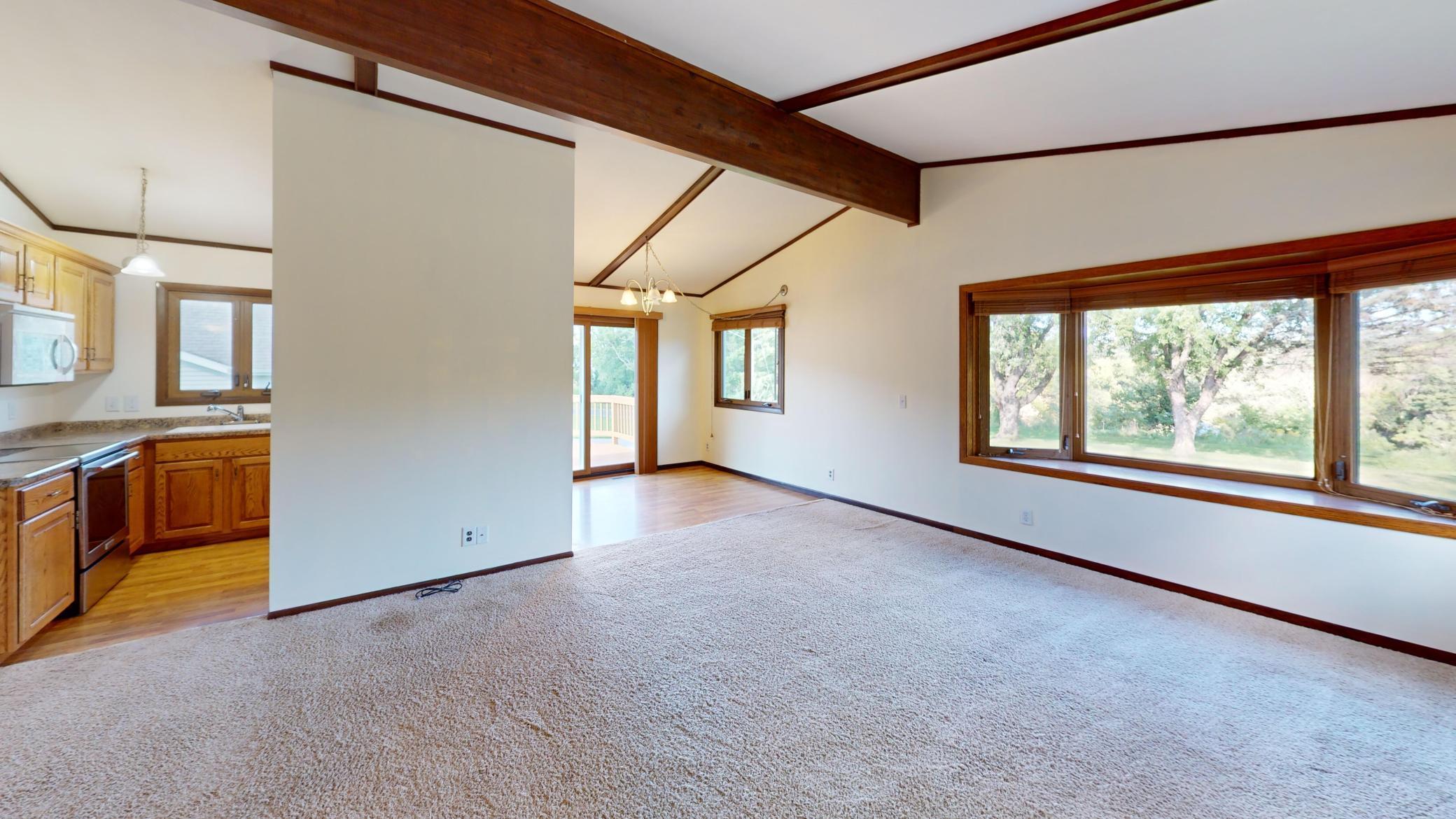 417 3rd Ave SE, Mazeppa, MN 55956