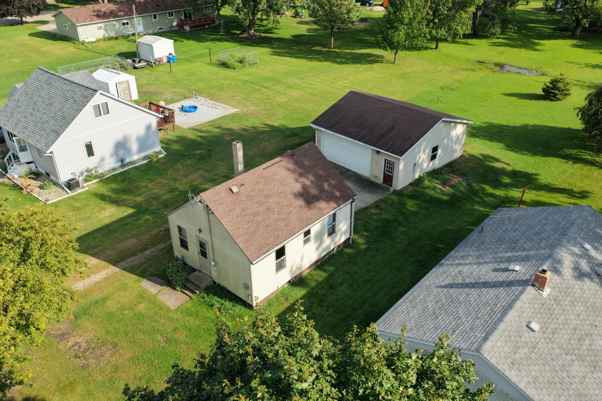 107 3rd Ave W, Raymond, MN 56282