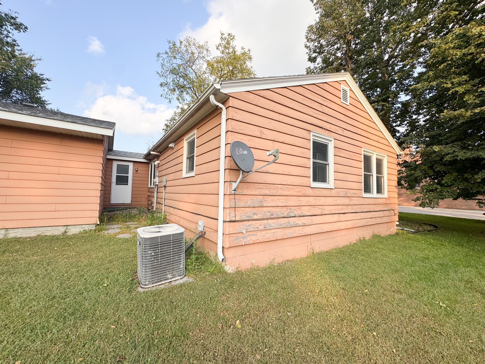 1020 4th Ave, Brewster, MN 56119