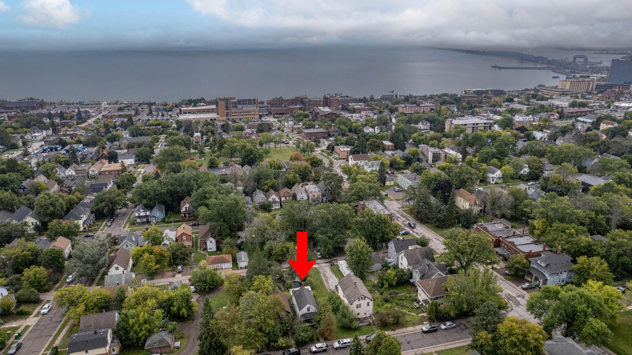 1016 E 7th St, Duluth, MN 55805