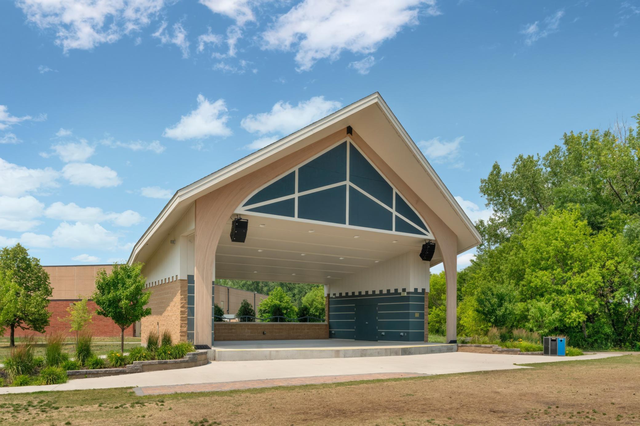 6024 Oakland Ave, Minneapolis, MN 55417