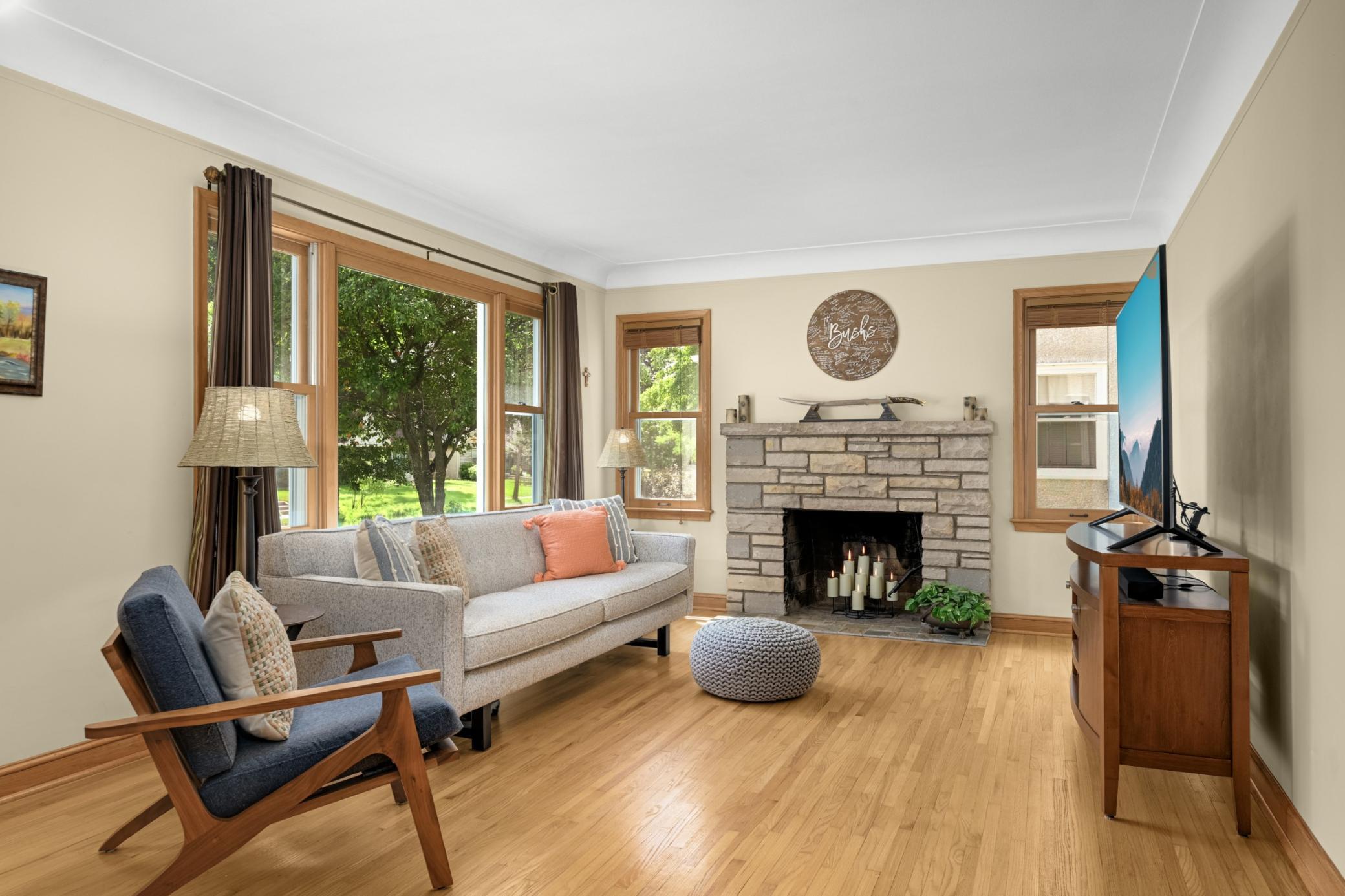 6024 Oakland Ave, Minneapolis, MN 55417